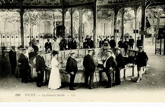190 VICHY - LA GRANDE GRILLE_0