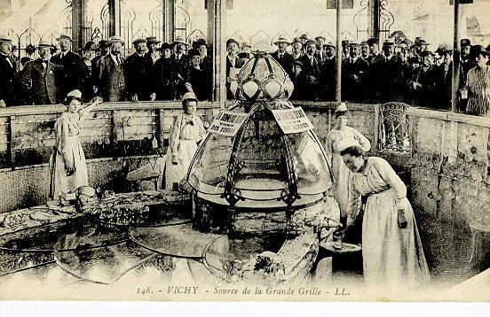 148 VICHY - SOURCE DE LA GRANDE GRILLE_0