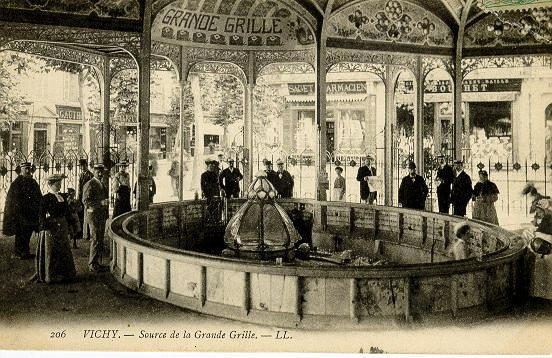 206 VICHY - SOURCE DE LA GRANDE GRILLE_0