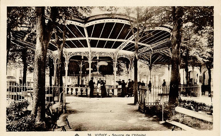 36 VICHY - SOURCE DE L'HOPITAL_0