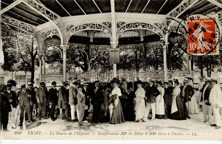 200 VICHY - LA SOURCE DE L'HOPITAL -TEMPERATURE 33 DEGRES - DEBIT 2.500 LITRES A L'HEURE_0