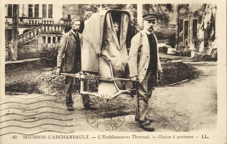49 BOURBON-L'ARCHAMBAULT - L'ETABLISSEMENT THERMAL - CHAISE A PORTEUR_0