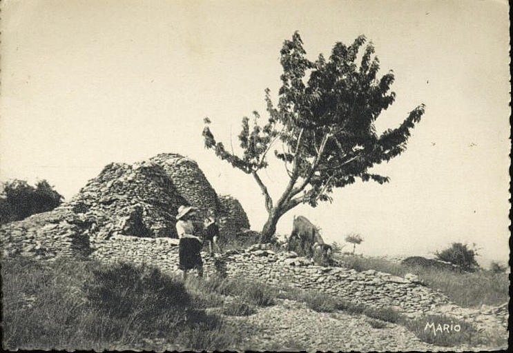 FORCALQUIER CABANONS POINTUS_0