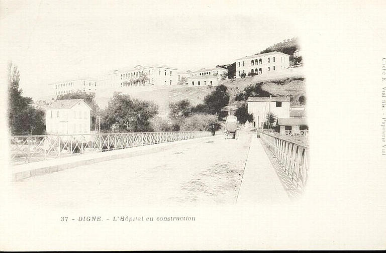 37 - DIGNE - L'HÔPITAL EN CONSTRUCTION_0