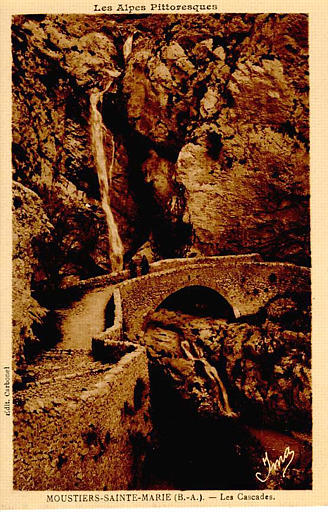 LES ALPES PITTORESQUES - MOUSTIERS-SAINTE-MARIE (B.-A.) - LES CASCADES_0