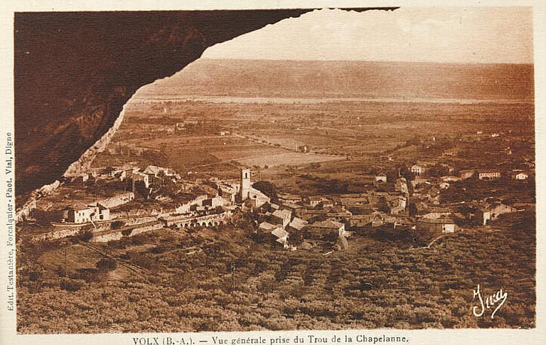 VOLX (B.-A.) - VUE GENERALE PRISE DU TROU DE LA CHAPELANNE_0