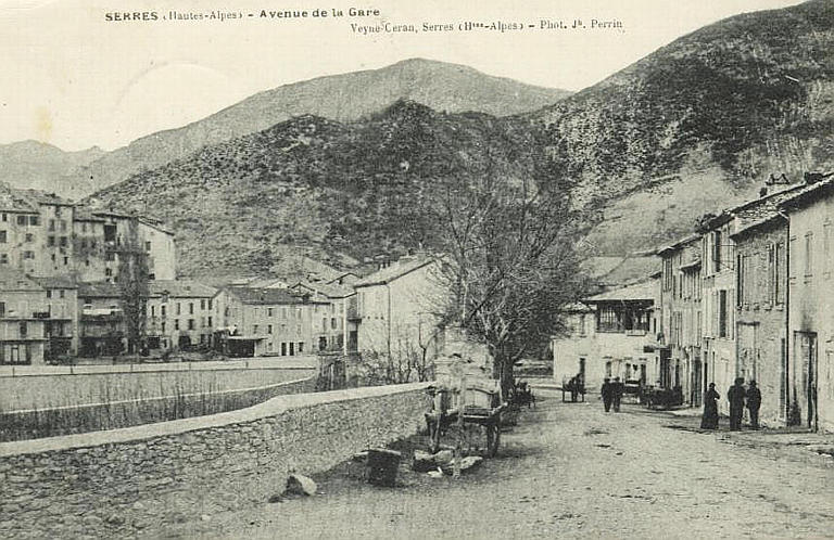 SERRES (HAUTES-ALPES) - AVENUE DE LA GARE_0