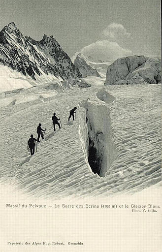MASSIF DU PELVOUX - LA BARRE DES ECRINS (4103 M) ET LE GLACIER BLANC_0