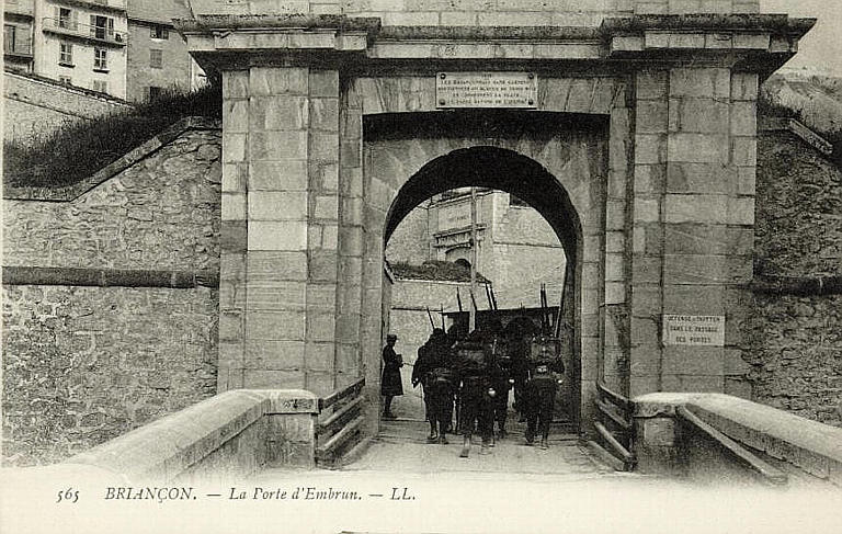 565 - BRIANÇON - LA PORTE D'EMBRUN_0