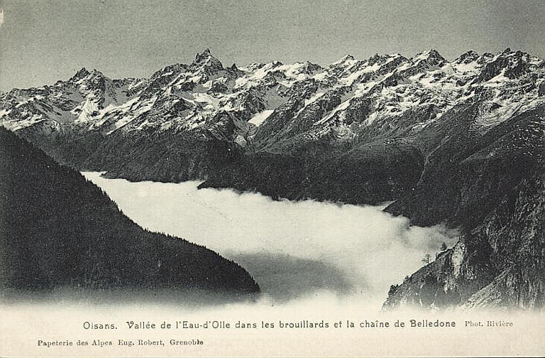 OISANS. VALLEE DE L'EAU-D'OLLE DANS LES BROUILLARDS ET LA CHAÎNE DE BELLEDONE_0