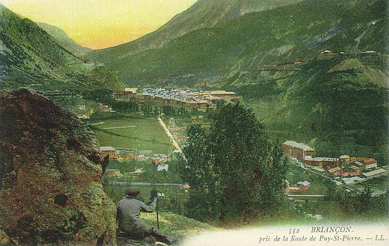 552 BRIANÇON. PRIS DE LA ROUTE DE PUY-ST-PIERRE_0
