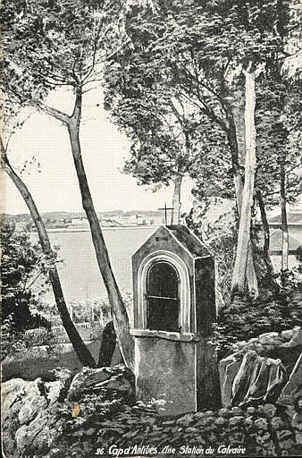 20. CAP D'ANTIBES - UNE STATION DU CALVAIRE_0