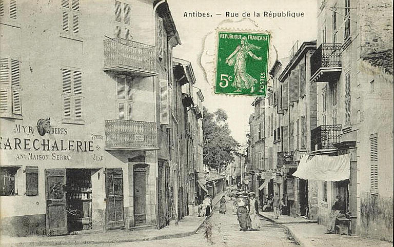 ANTIBES - RUE DE LA REPUBLIQUE_0