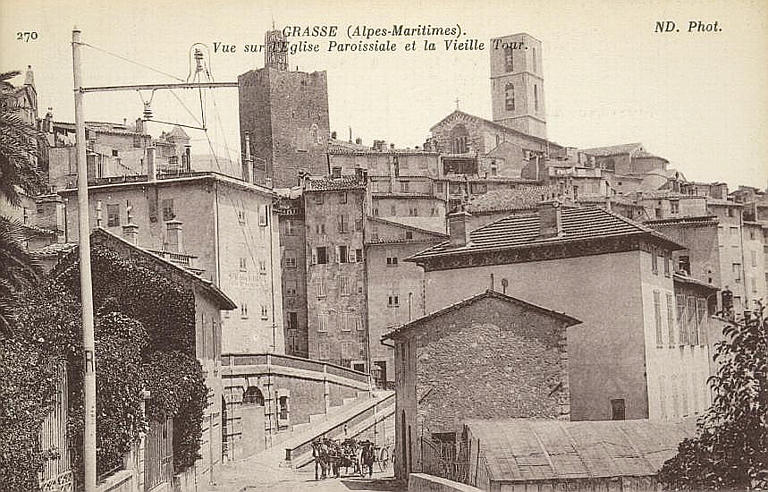 270. GRASSE (ALPES-MARITIMES)- VUE SUR L'EGLISE PAROISSIALE ET LA VIEILLE TOUR_0
