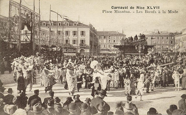 CARNAVAL DE NICE XVLII - PLACE MASSENA - LES BOEUFS A LA MODE_0