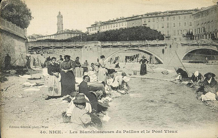 40. NICE - LES BLANCHISSEUSES DU PAILLON ET LE VIEUX PONT_0