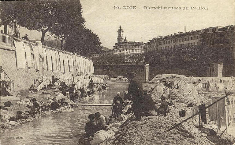 40. NICE - BLANCHISSEUSES DU PAILLON_0