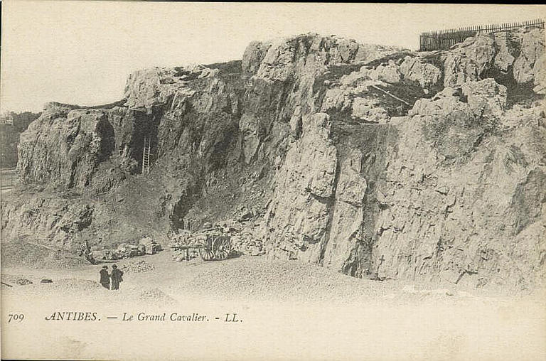 709. ANTIBES - LE GRAND CAVALIER_0
