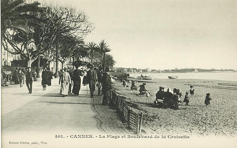 401. CANNES - LA PLAGE ET LE BOULEVARD DE LA CROISETTE_0