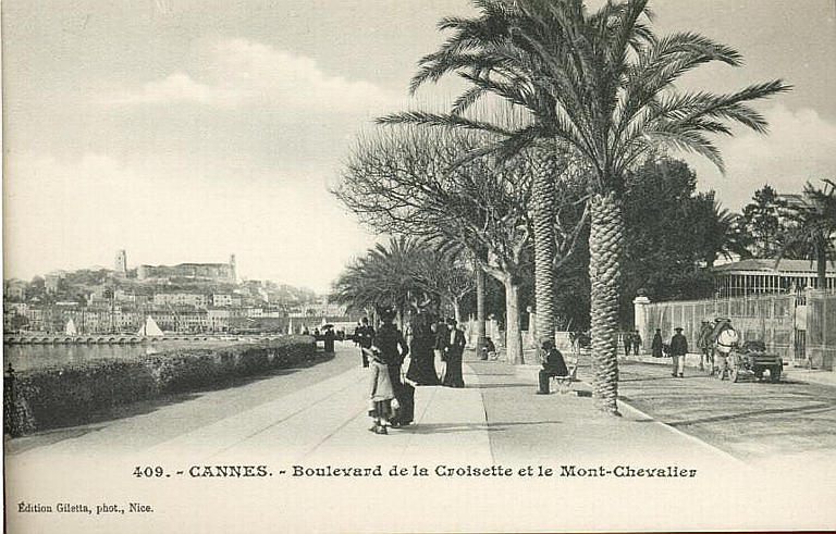 409. CANNES - BOULEVARD DE LA CROISETTE ET LE MONT-CHEVALIER_0