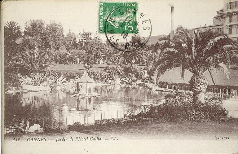 112. CANNES - JARDIN DE L'HOTEL GALLIA_0