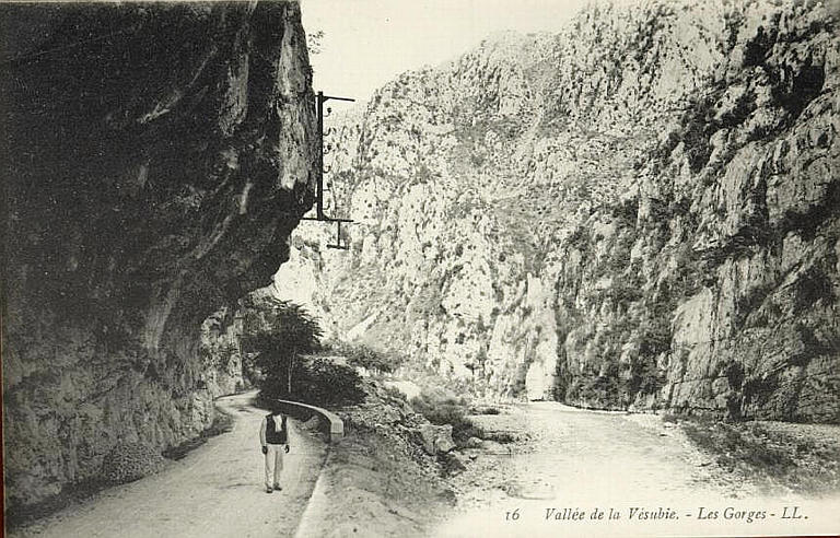 16. VALLEE DE LA VESUBIE - LES GORGES_0