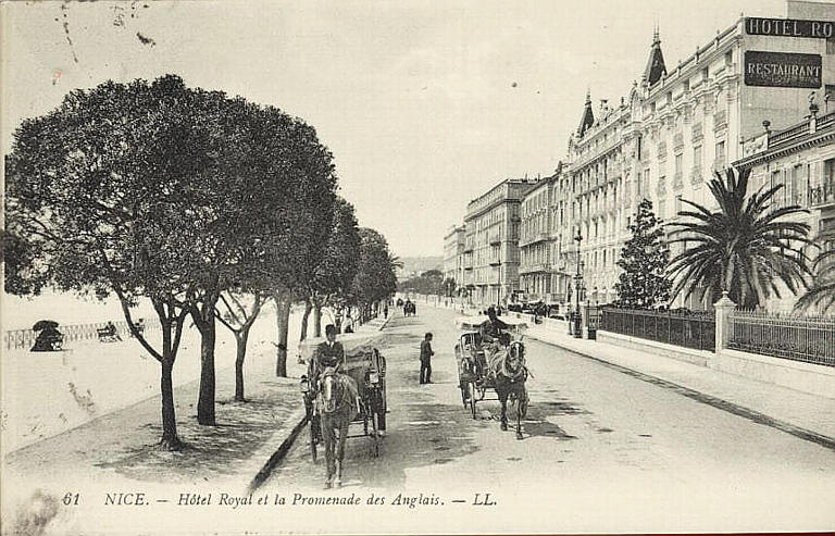 61. NICE - HOTEL ROYAL ET PROMENADE DES ANGLAIS_0