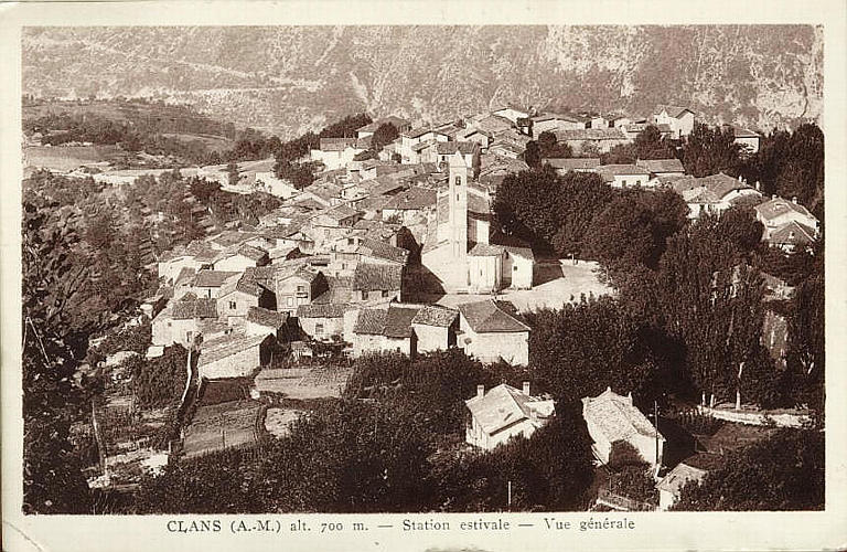 CLANS (A.-M.) ALT. 700 m. - STATION ESTIVALE - VUE GENERALE_0