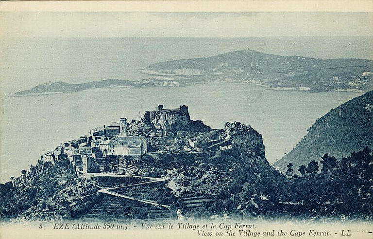 4 EZE (ALTITUDE 350 m.) - VUE SUR LE VILLAGE ET LE CAP FERRAT_0