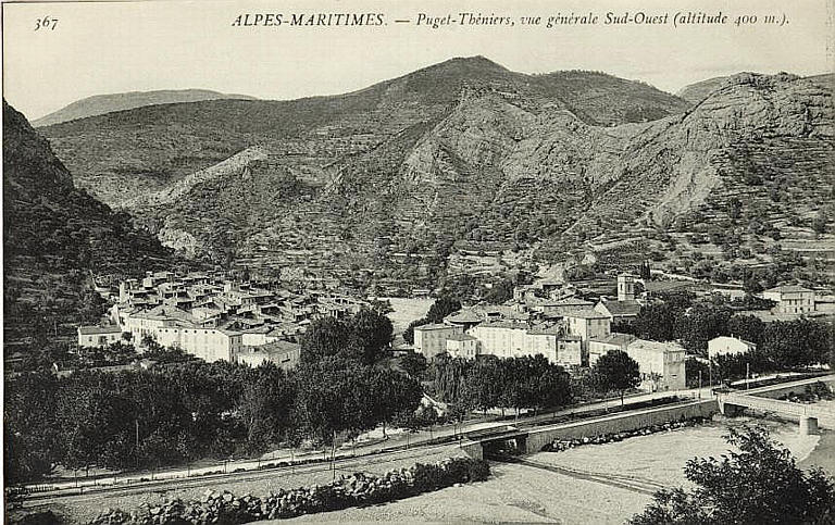 467 ALPES-MARITIMES - PUGET-THENIERS, VUE GENERALE SUD-OUEST (ALTITUDE 400 m.)_0