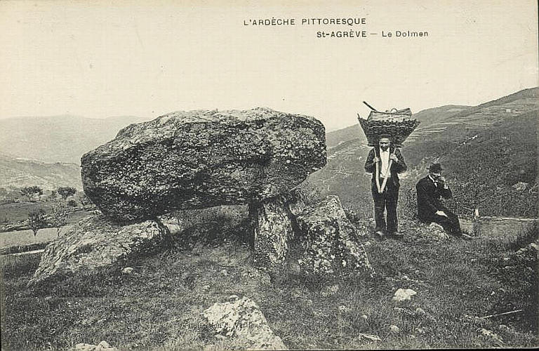 L'ARDECHE PITTORESQUE / St-AGREVE - Le Dolmen_0