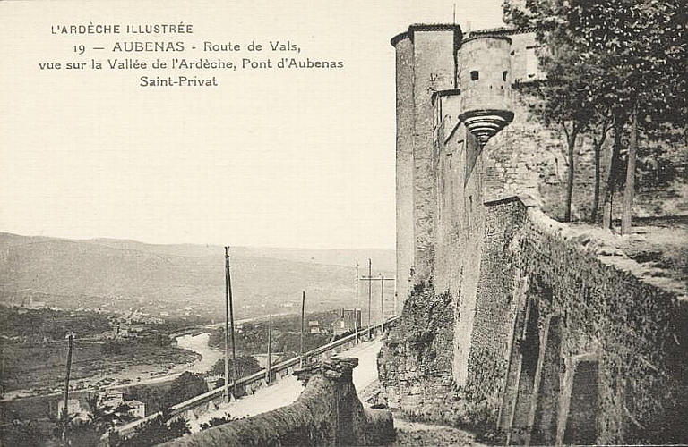 L'ARDECHE ILLUSTREE / 19 AUBENAS - ROUTE DE VALS, VUE SUR LA VALLEE DE L'ARDECHE, PONT D'AUBENAS / SAINT-PRIVAS_0