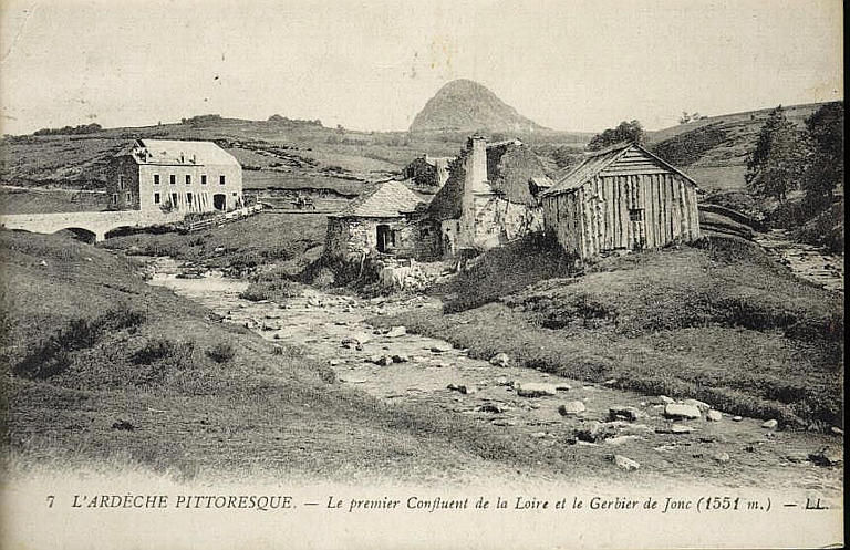7. L'ARDECHE PITTORESQUE / LE PREMIER CONFLUENT DE LA LOIRE ET LE GERBIER DE JONC (1551 M)_0