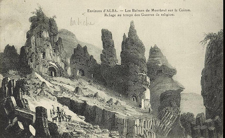 ENVIRONS D'ALBA. - LES BALMES DE MONTBRUT SUR LE COIRON. REFUGE AU TEMPS DES GUERRES DE RELIGION_0