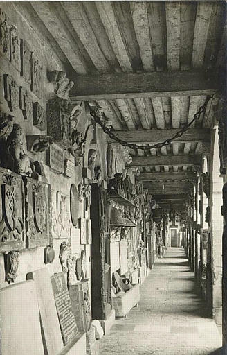 Galerie du Musée de Troyes (titre factice)_0