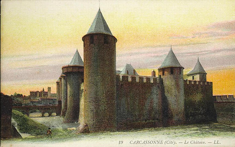 19 CARCASSONNE (Cité). - Le Château_0