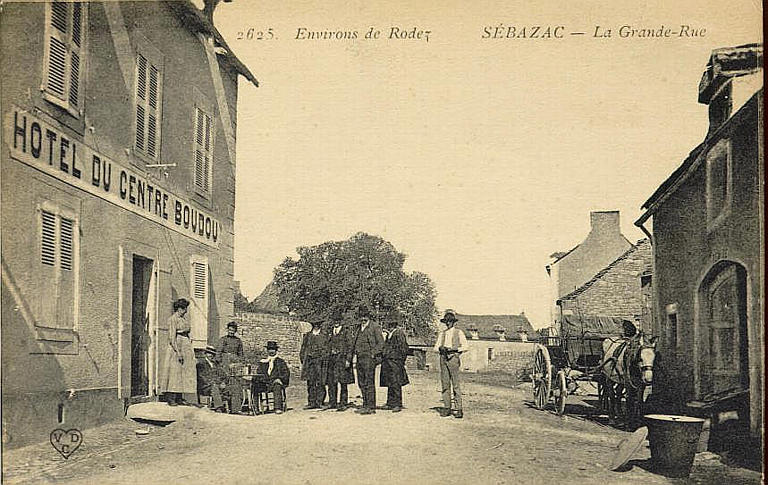 2625 - ENVIRONS DE RODEZ - SEBAZAC - LA GRANDE-RUE_0