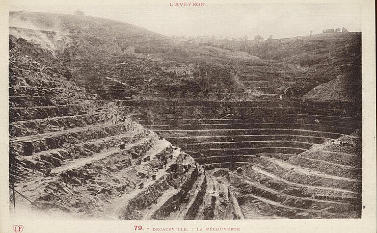 L'AVEYRON (en haut) / 79. - DECAZEVILLE. - LA DECOUVERTE (caractères rouges)_0