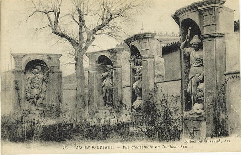 46. AIX-EN-PROVENCE - VUE D'ENSEMBLE DU TOMBEAU SEC_0