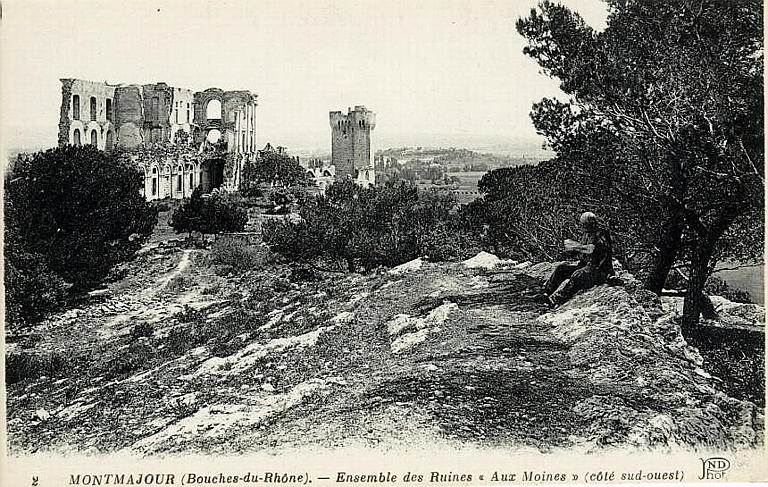 2 MONTMAJOUR - ENSEMBLE DES RUINES 'AUX MOINES' (COTE SUD)_0