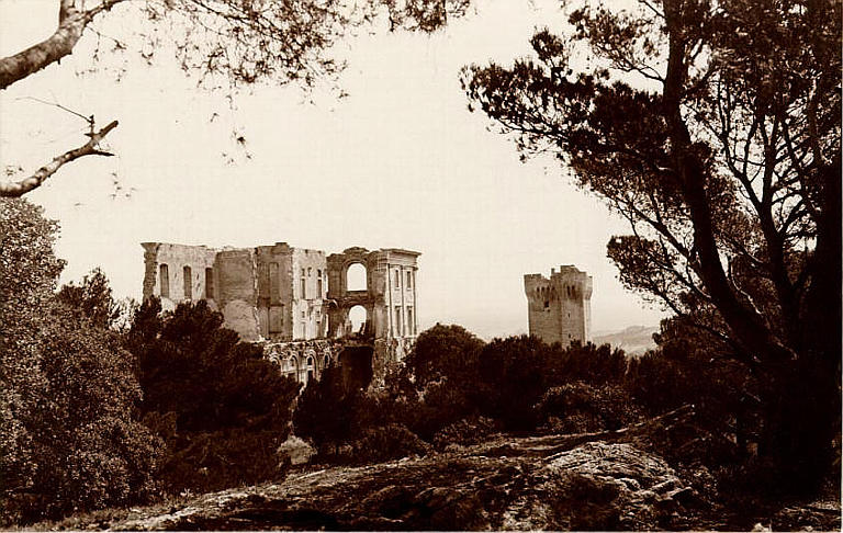 ABBAYE DE MONTMAJOUR_0