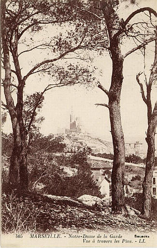 405 MARSEILLE - NOTRE DAME DE LA GARDE VUE A TRAVERS LES PINS_0