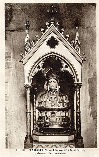 23 TARASCON - CHASSE DE STE-MARTHE PATRONNE DE TARASCON_0