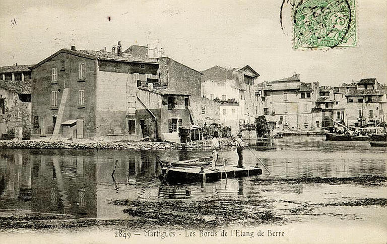 2849 MARTIGUES - LES BORDS DE L'ETANG DE BERRE_0