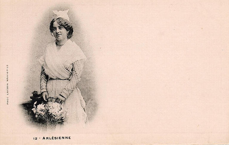 12 ARLESIENNE_0