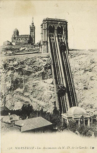 138 MARSEILLE - LES ASCENSEURS DE N.-D. DE LA GARDE_0