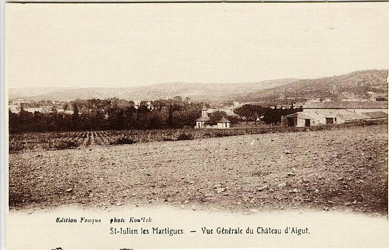 St-Julien les Martigues. - Vue Générale du Château d'Aigut._0