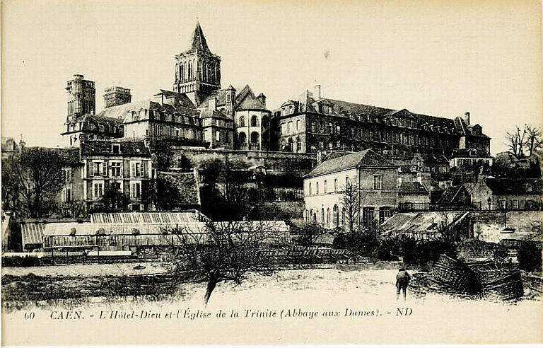 60 CAEN - L'HÔTEL-DIEU ET L'EGLISE DE LA TRINITE (ABBAYE AUX DAMES)_0