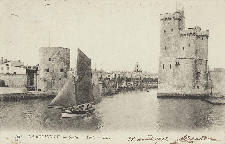 160 LA ROCHELLE - SORTIE DU PORT_0