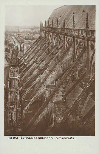 118 CATHEDRALE DE BOURGES - ARCS-BOUTANTS_0